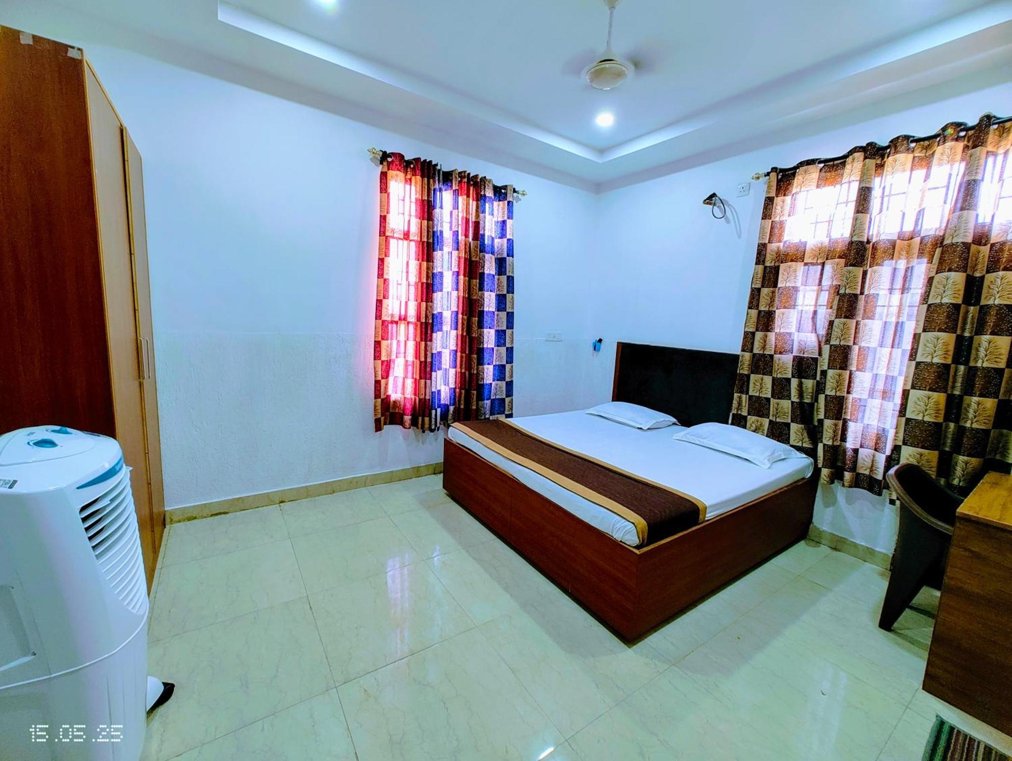 Hotel Yolo- Chandigarh
