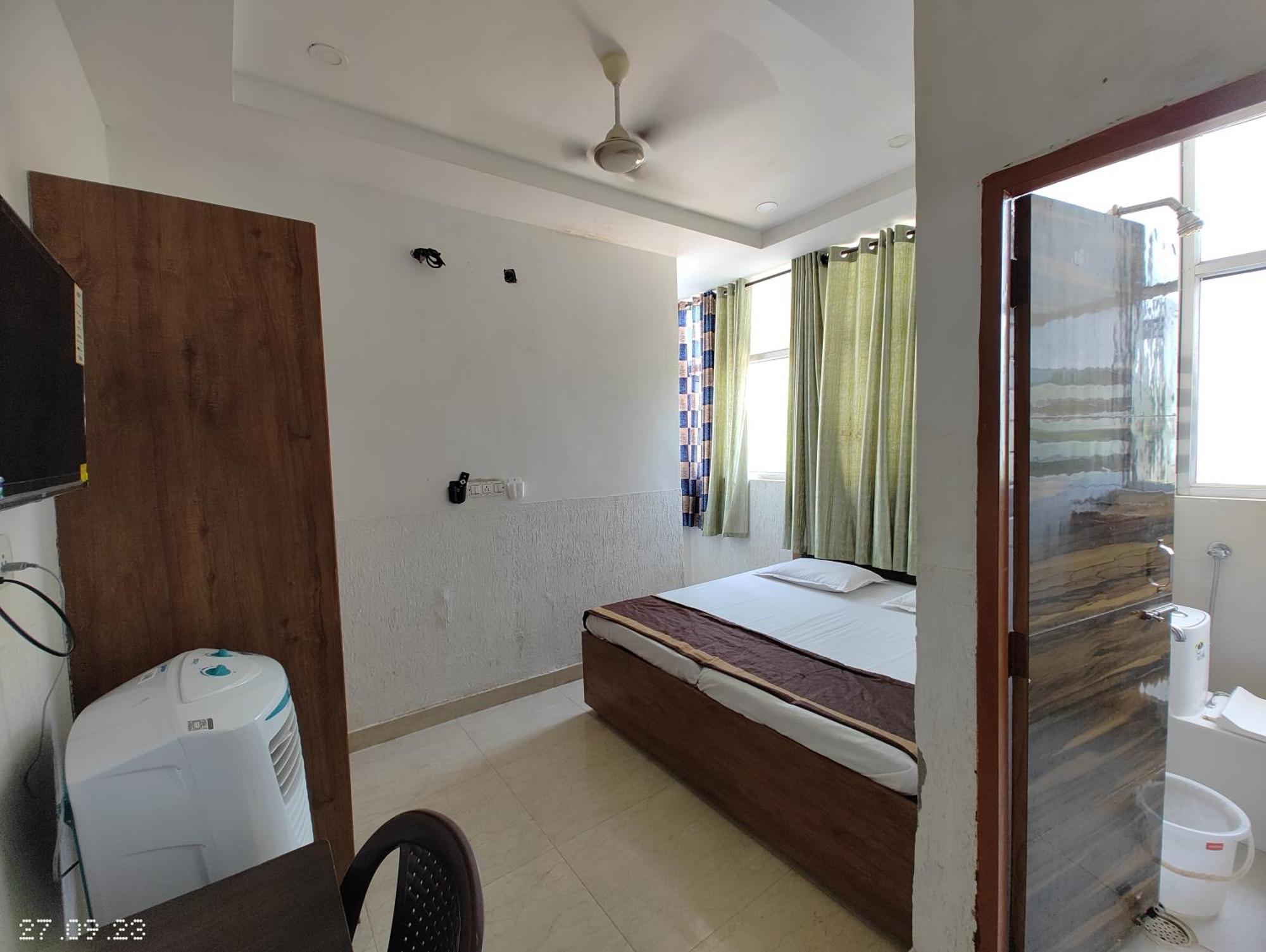 Hotel Yolo- Chandigarh