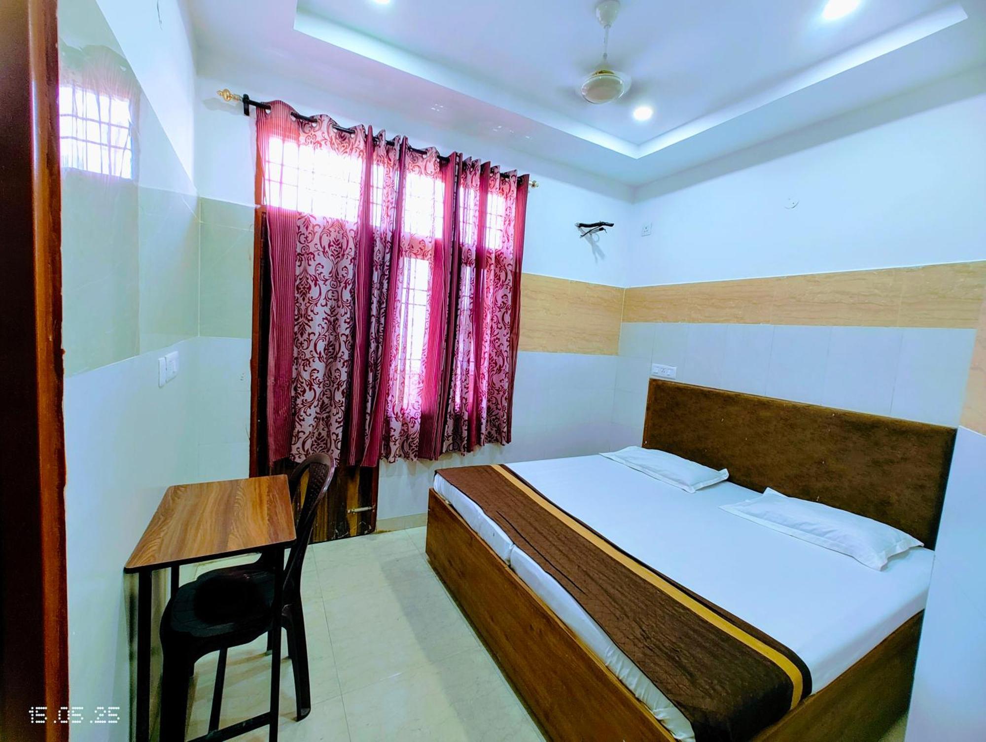 Hotel Yolo- Chandigarh